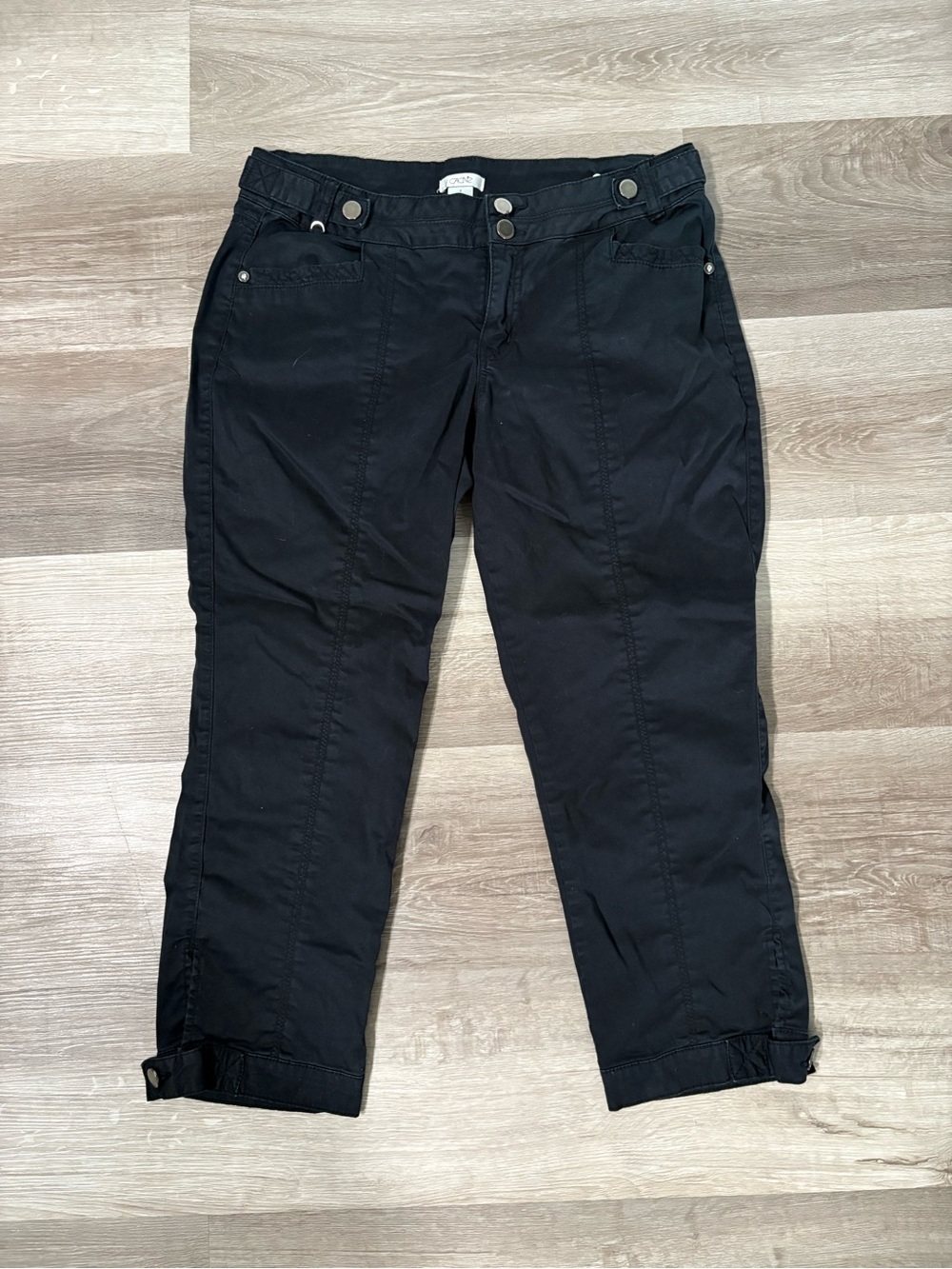 Cache Women's Black Casual Capri Jeans. Size 6